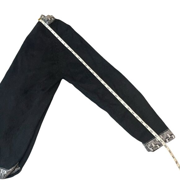 Peruvian Hand Made Alpaca Wool Sweater Women's Size Large Black Warm Cozy - Picture 11 of 12